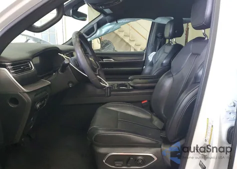 2023 Jeep Wagoneer L Series Ii z USA, uszkodzony, nr VIN 1C4SJSBP8PS529688